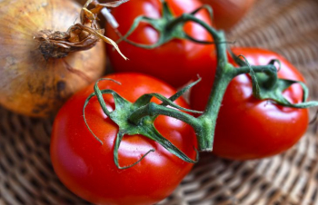So einfach und schnell die Haut von Tomaten entfernen: ein einfacher Trick von Profiköchen