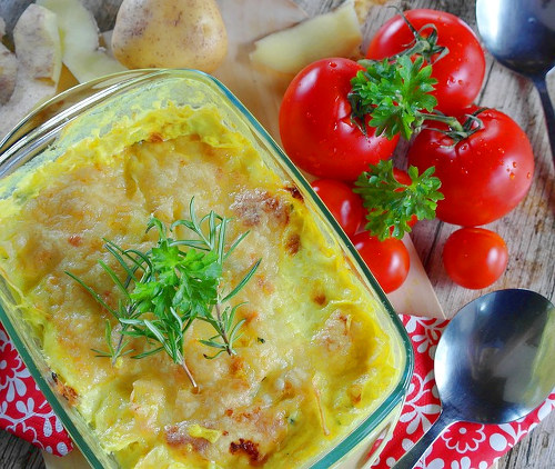 Herzhaft und lecker: Kartoffelgratin im Ofen